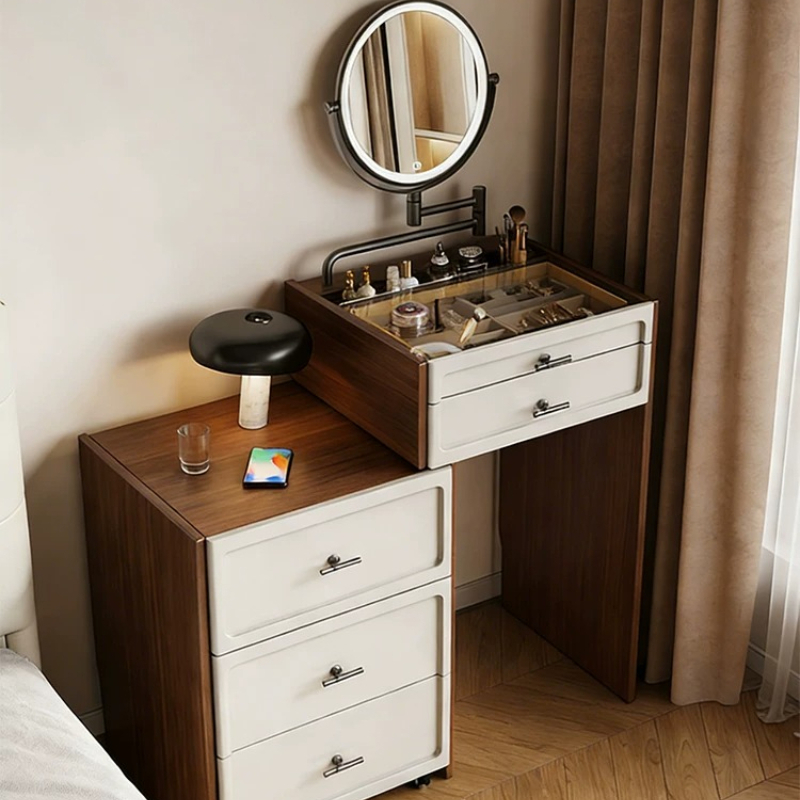 Nowoczesna toaletka do makijaż – Beauty Without Makeup recenzja i cena