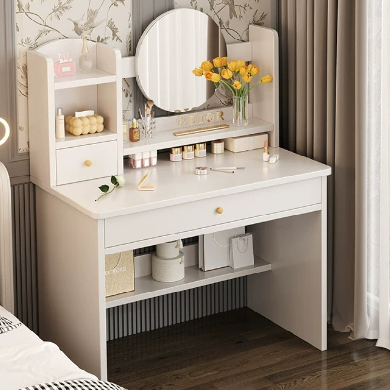 Toaletka do sypialni z miejsce – Beauty Without Makeup recenzja i cena